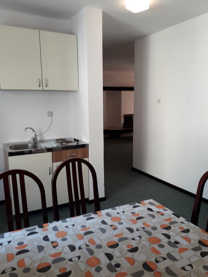 Apartments And Rooms Haludovo - Ribarsko Selo Malinska Esterno foto