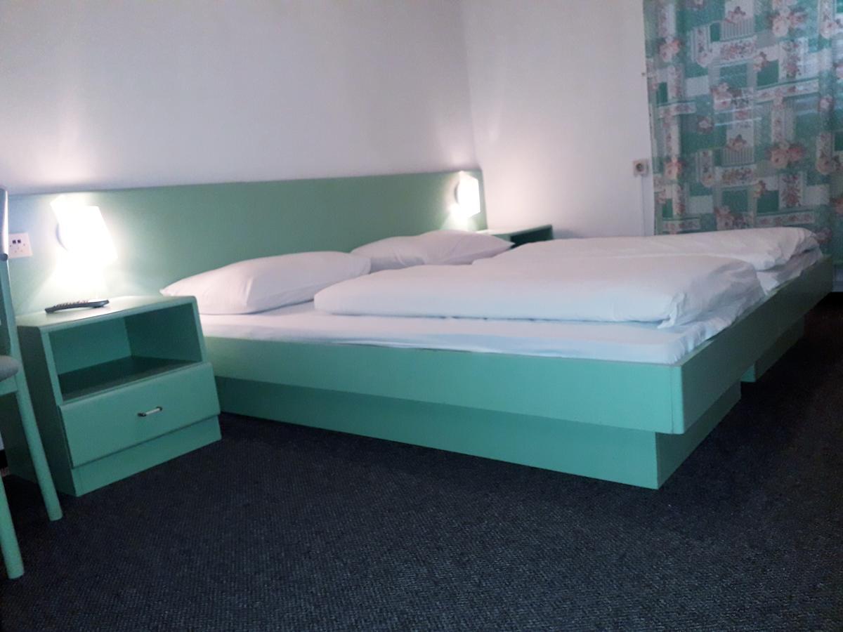 Apartments And Rooms Haludovo - Ribarsko Selo Malinska Esterno foto